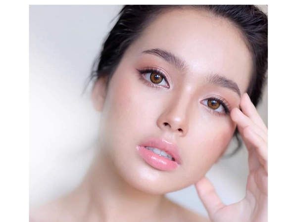 Bí quyết chọn màu lens đẹp giúp cô dâu tỏa sáng hơn vào ngày cưới