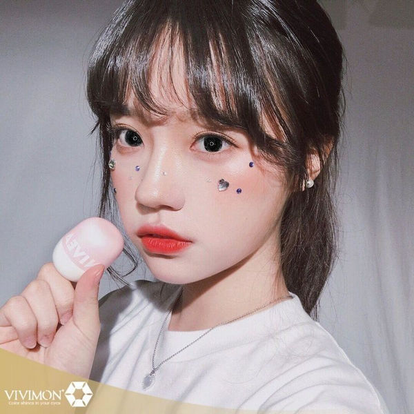 Mẫu lens đen Diamond Black