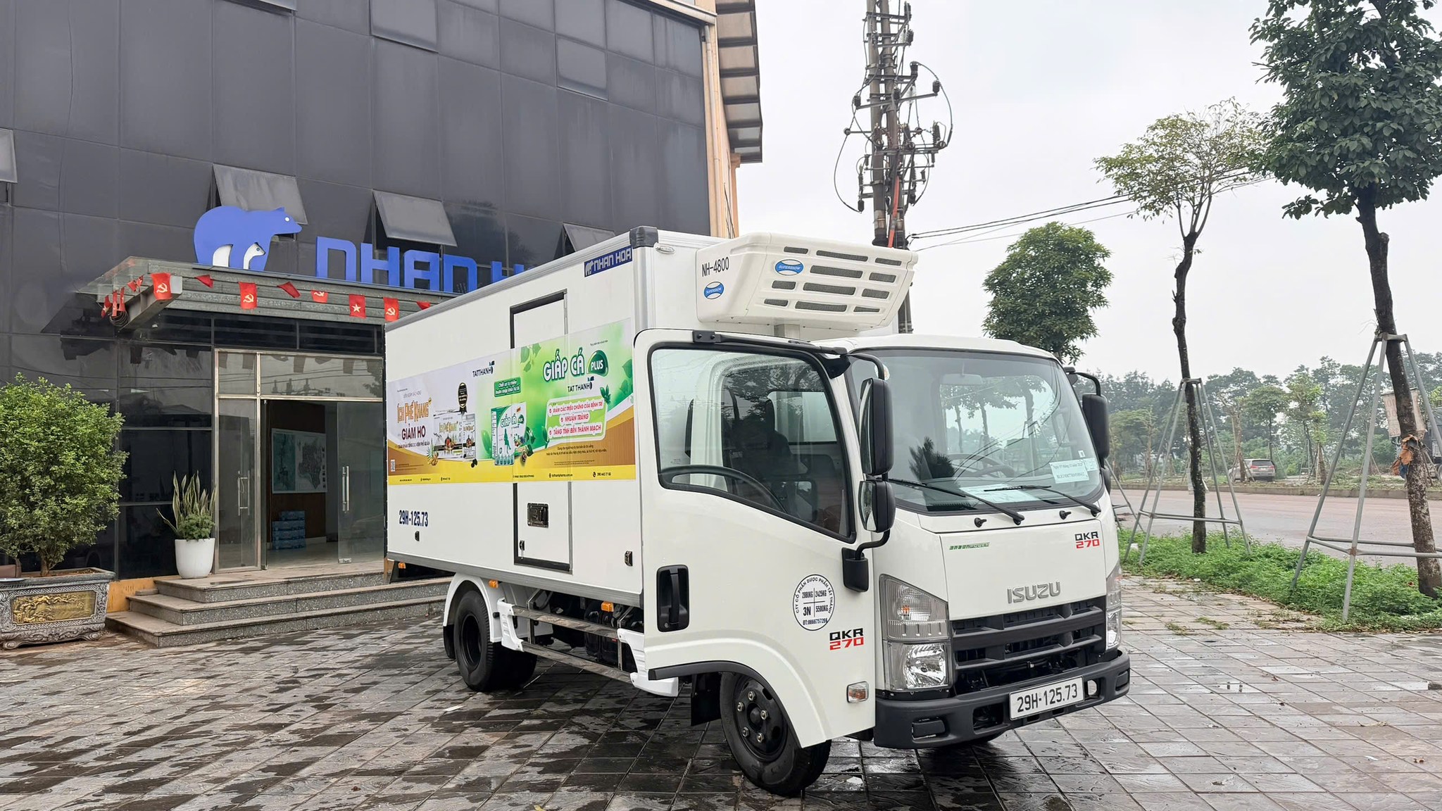 Tất Thành Holdings Chính Thức Đưa Vào Vận Hành 02 Xe Tải Đông Lạnh Mới
