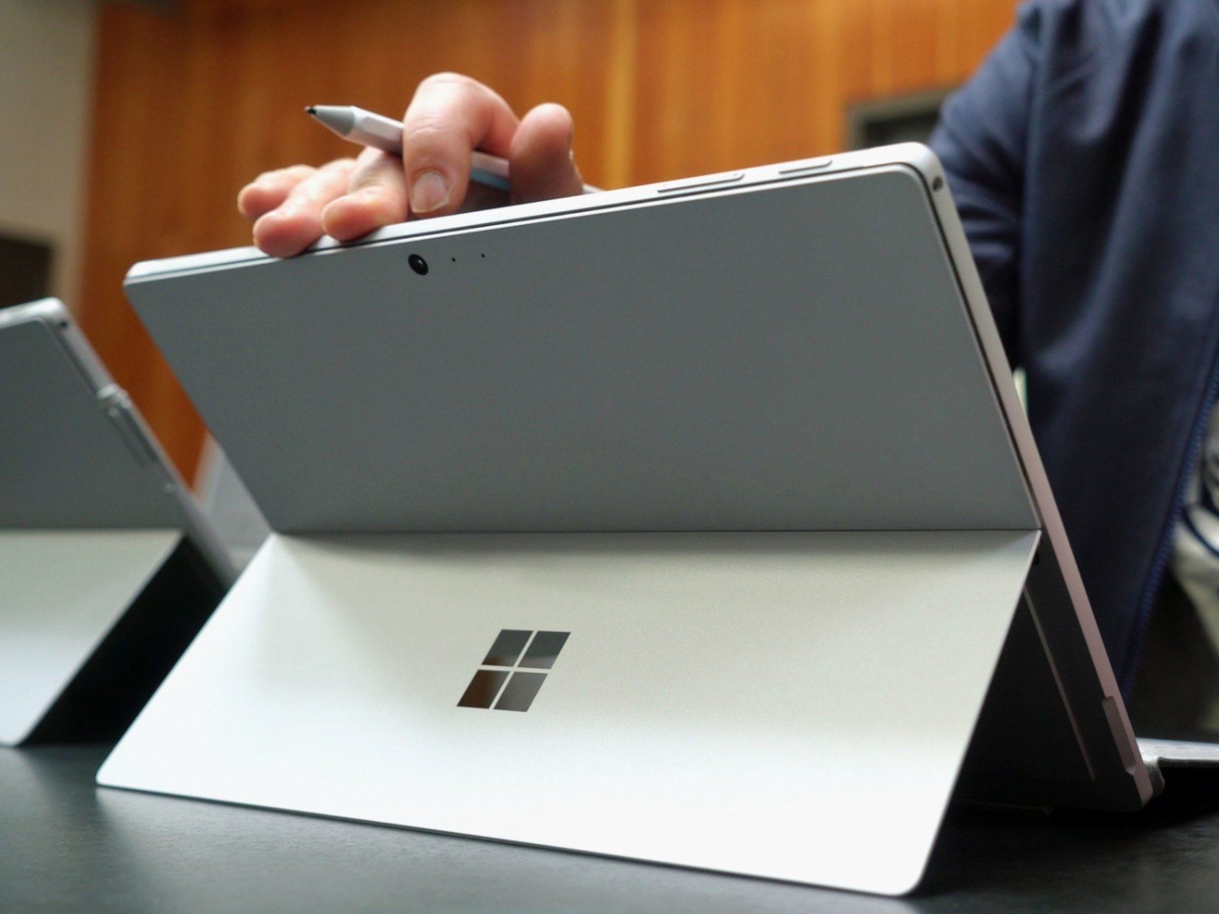 Surface Pro 6 (2019), Used #A | i7 - 16GB RAM - 512GB SSD