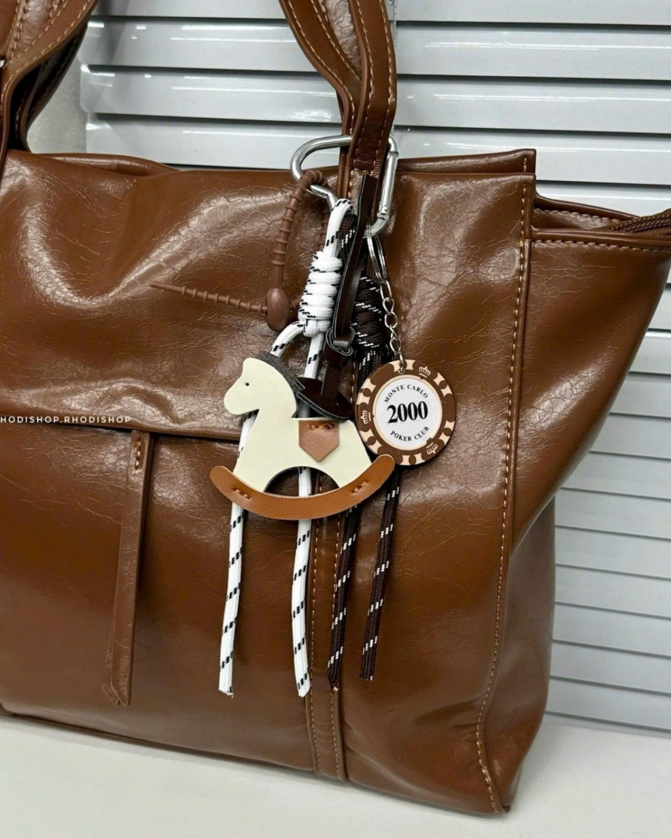 Móc keybag 2558 ngựa gỗ 2 dây