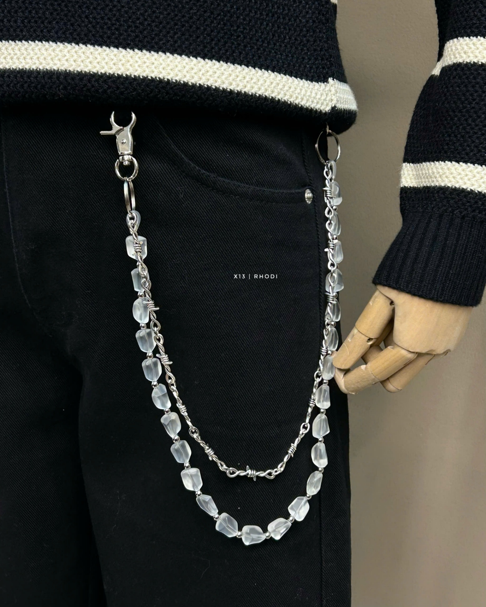 Xích đeo X13 hạt trong