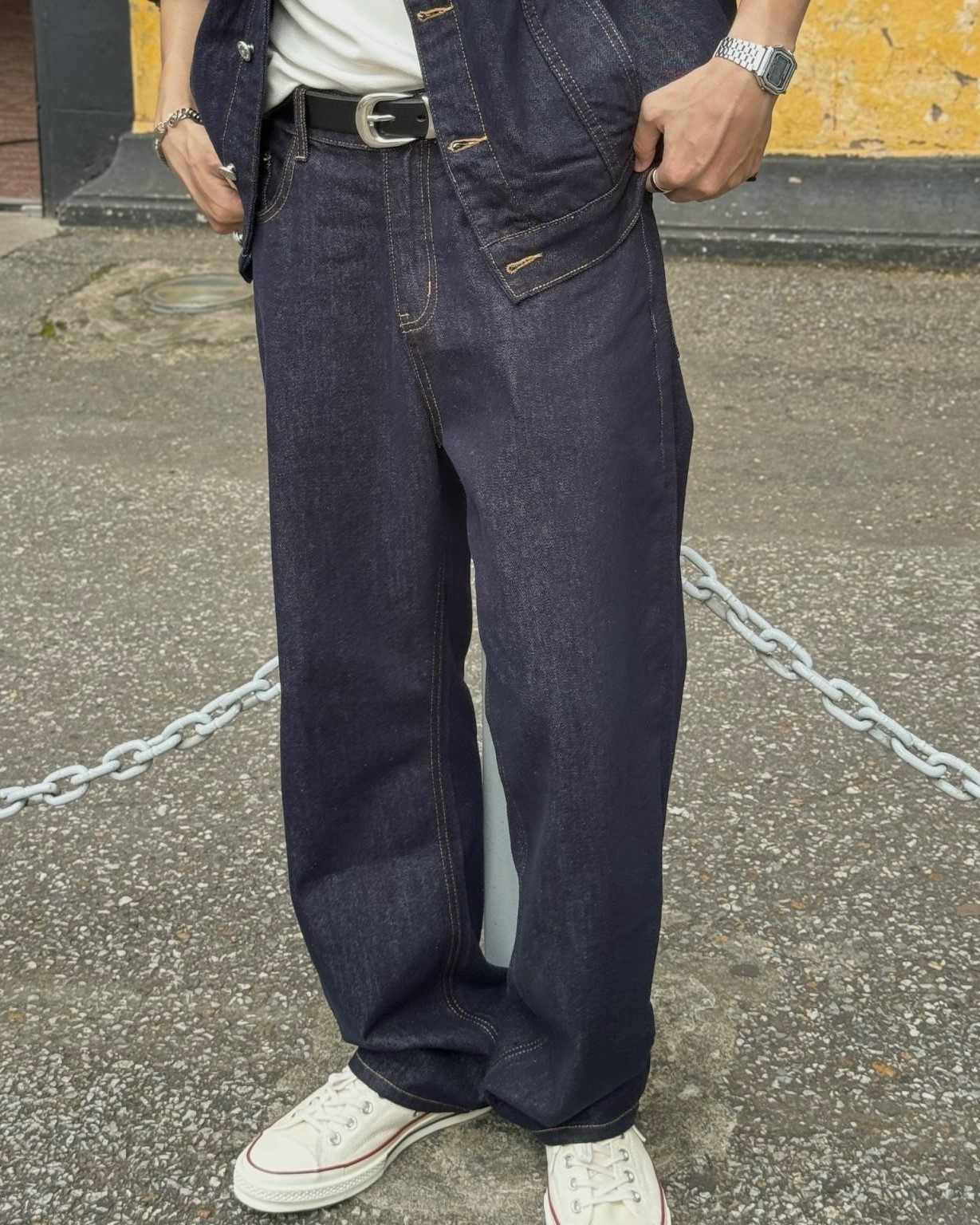 Quần Jeans Ống Suông T2517