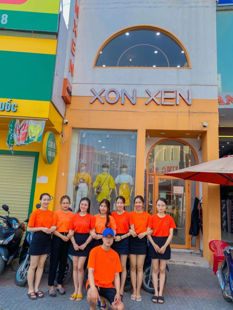 Xonxen là một shop thời trang đặc biệt, nổi bật tại Đà Nẵng