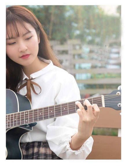 Top 5 phụ kiện cần thiết cho một cây đàn guitar