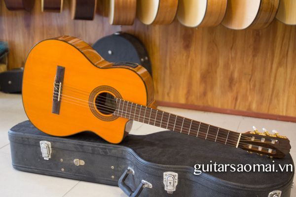 Đâu là top đàn guitar classic giá rẻ đáng thử nhất 2022? 3