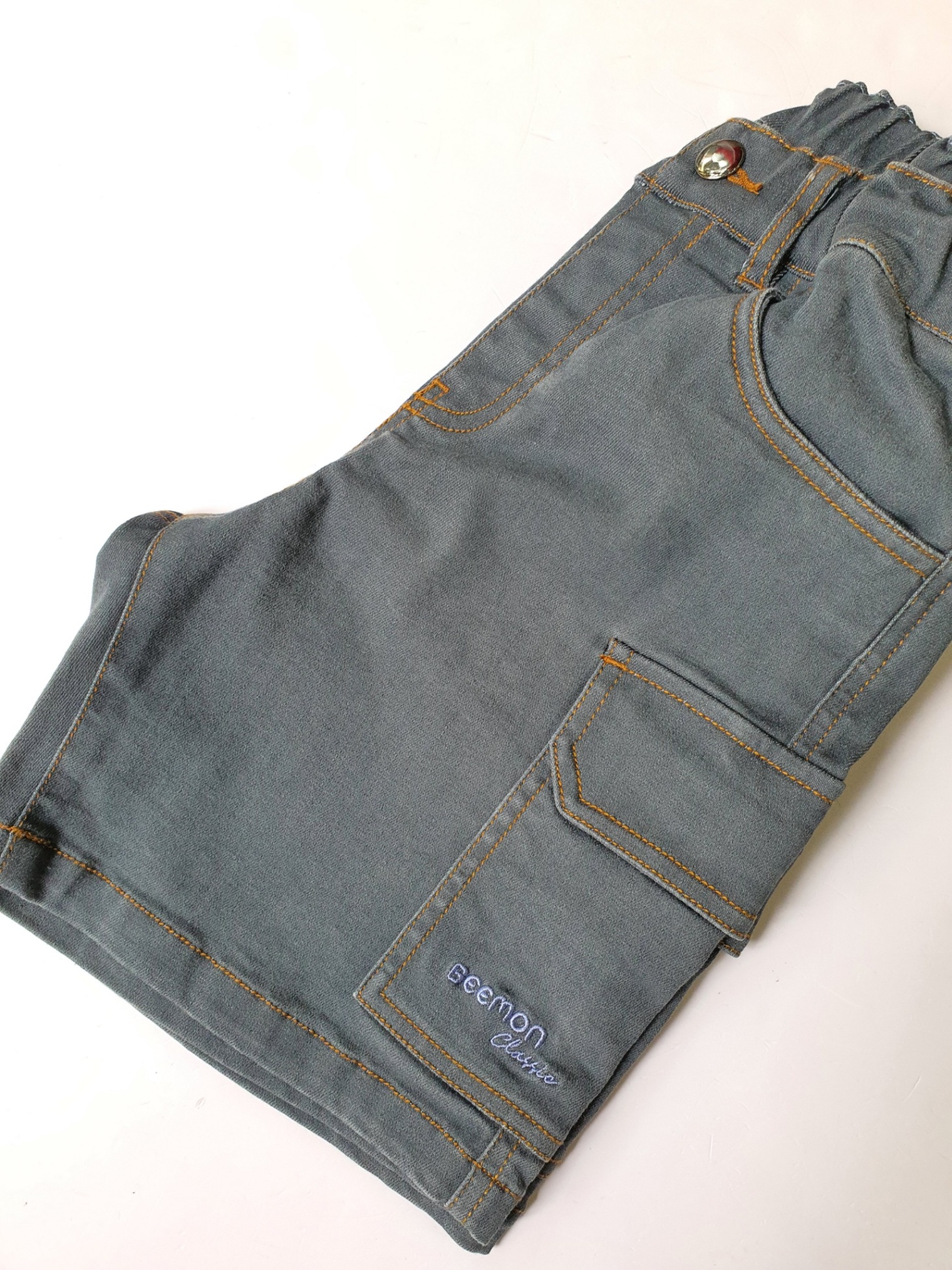 Short jeans cho bé, co giãn, cạp chun, 2 túi hộp, đường may chỉ nổi