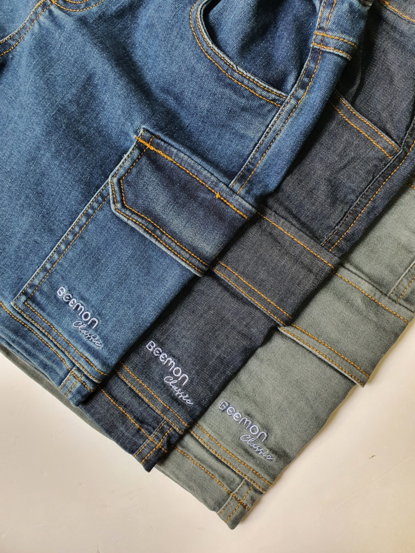 Short jeans cho bé, co giãn, cạp chun, 2 túi hộp, đường may chỉ nổi