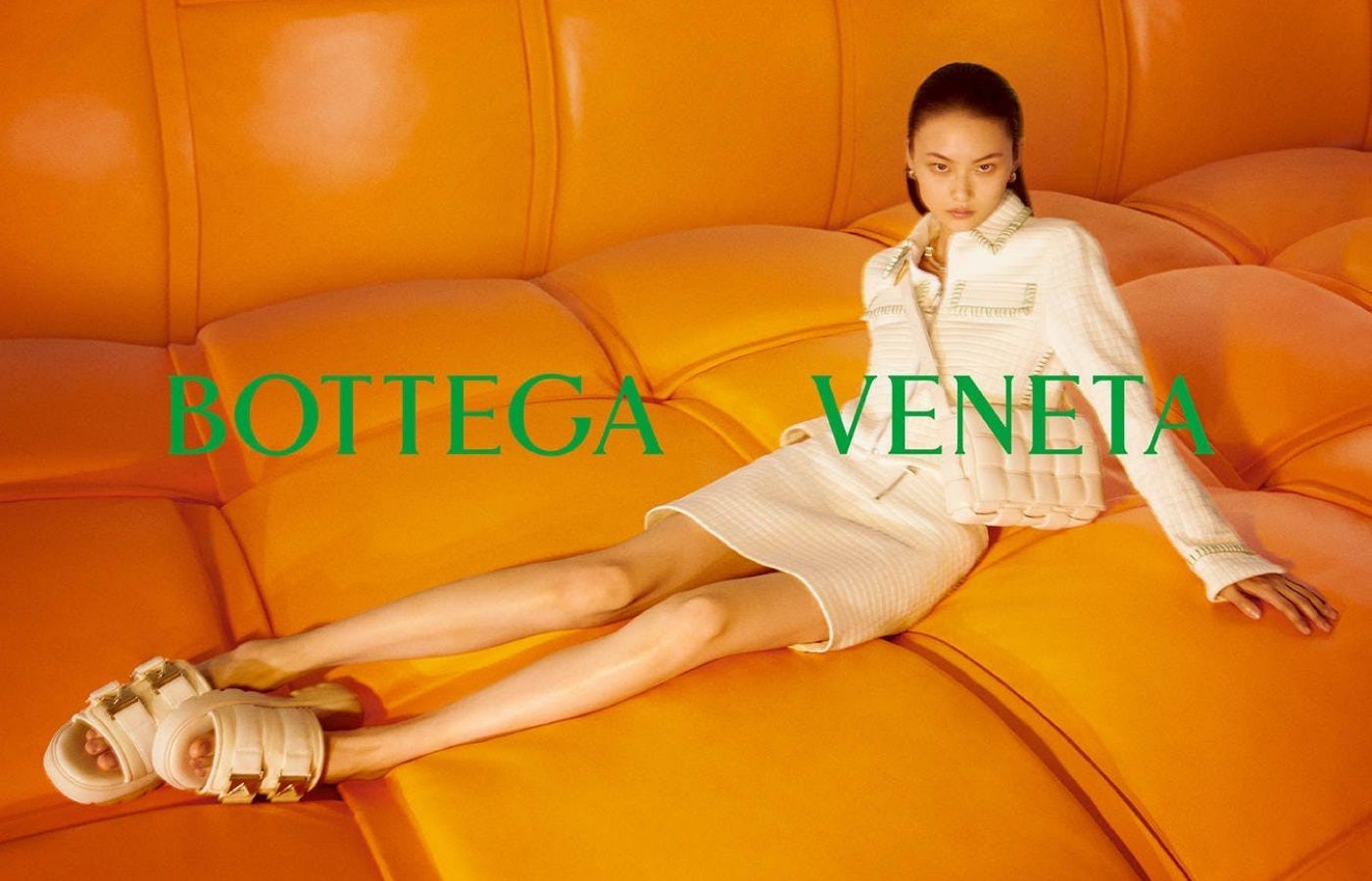 TÀI TÌNH NHƯ BOTTEGA VENETA: NHỮNG CHIẾN LƯỢC BẢN ĐỊA HÓA THƯƠNG HIỆU HIỆU QUẢ