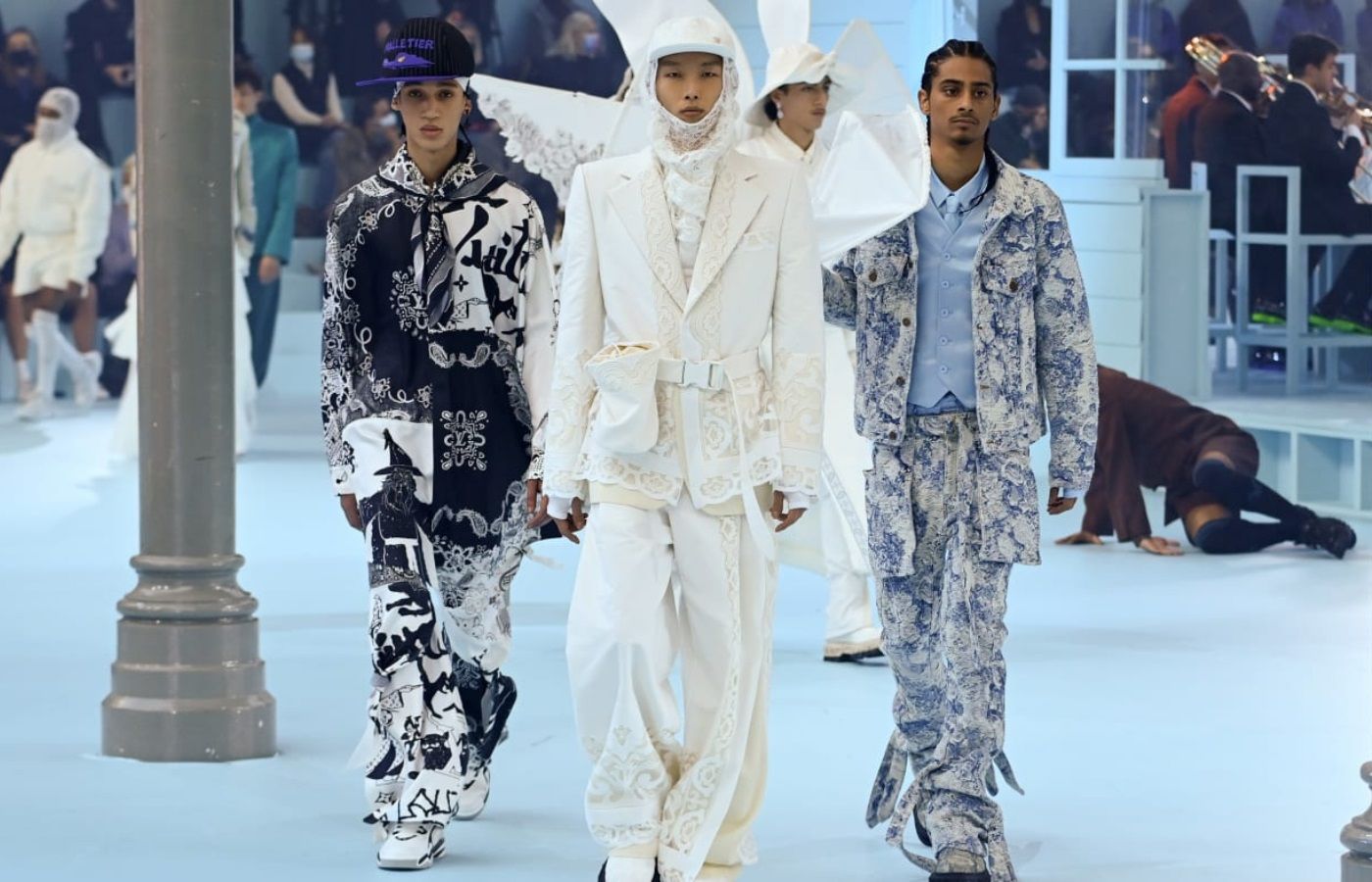 LOUIS VUITTON MENSWEAR FALL 2022 - ĐIỆU NHẢY TRÊN MÂY VÀ DI SẢN CUỐI CÙNG CỦA VIRGIL ABLOH