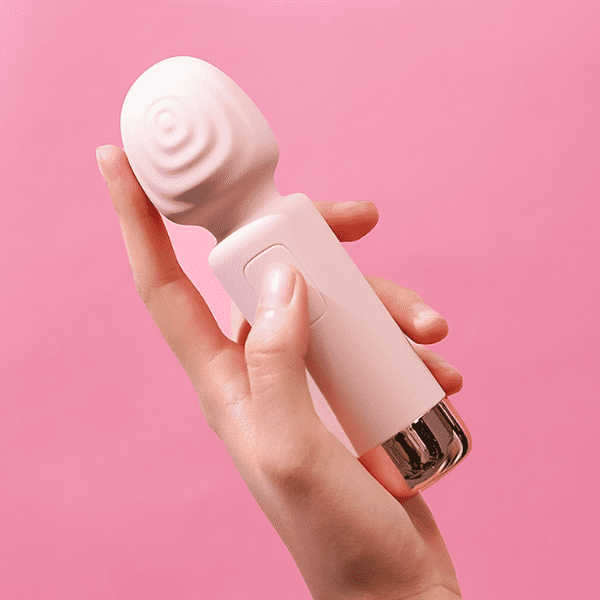 Chày rung AV MizzZee Stick nhỏ gọn kích thích điểm nhạy cảm