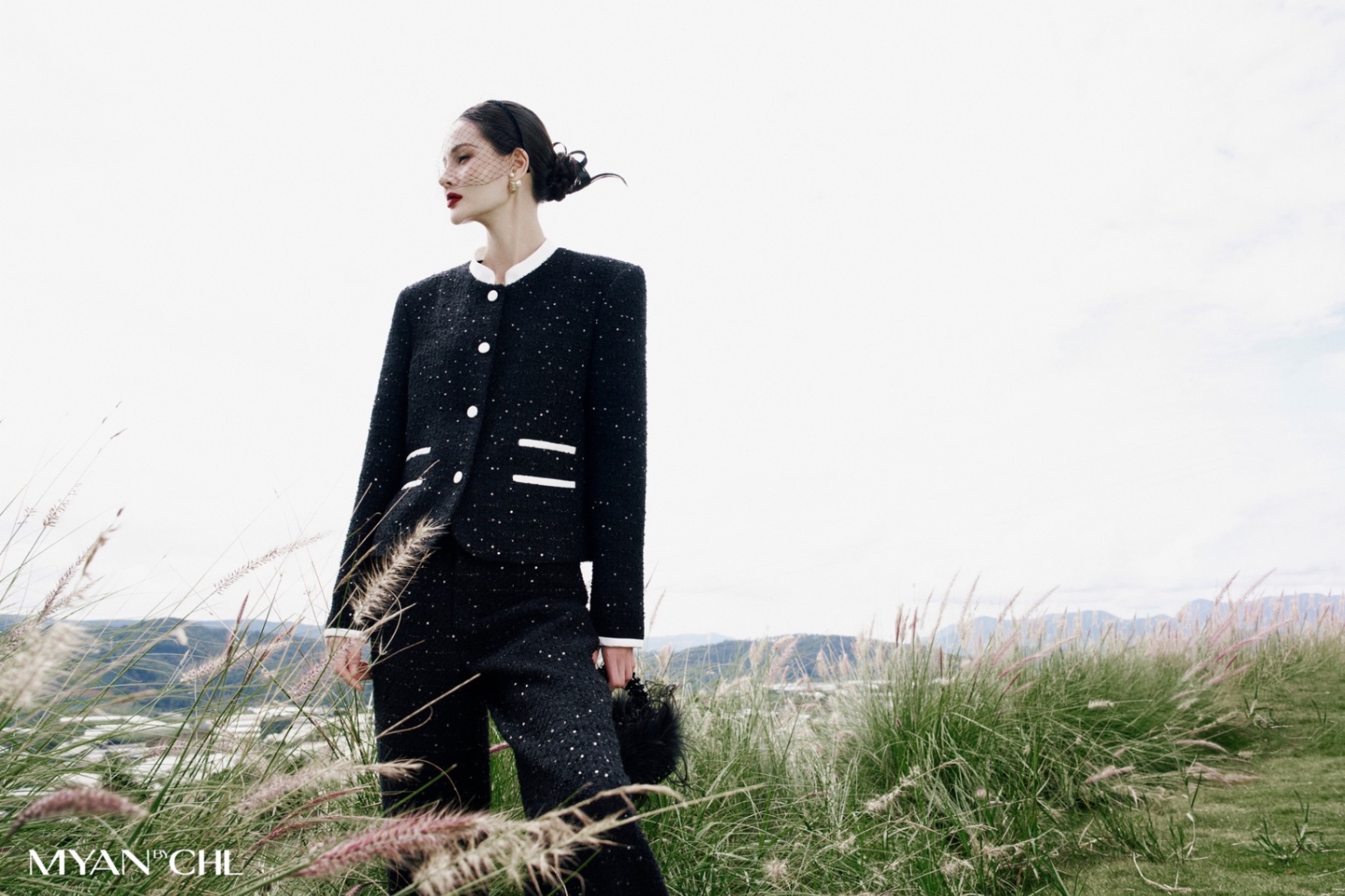 𝐌𝐄𝐓𝐀𝐌𝐎𝐑𝐏𝐇𝐎𝐒𝐈𝐒 𝐂𝐎𝐋𝐋𝐄𝐂𝐓𝐈𝐎𝐍