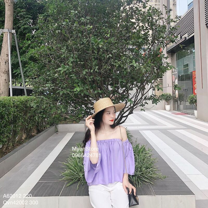 Áo trễ vai topshop (3m)
