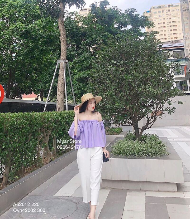Áo trễ vai topshop (3m)