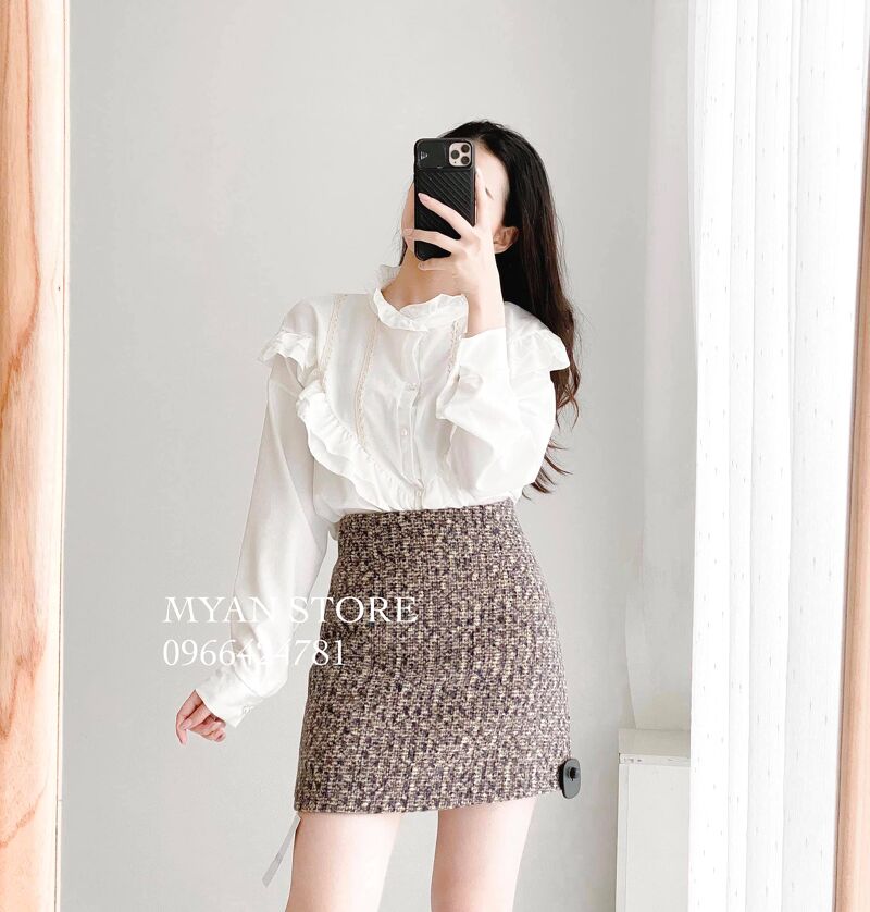 Áo sơ mi bèo V ngực cúc ngọc