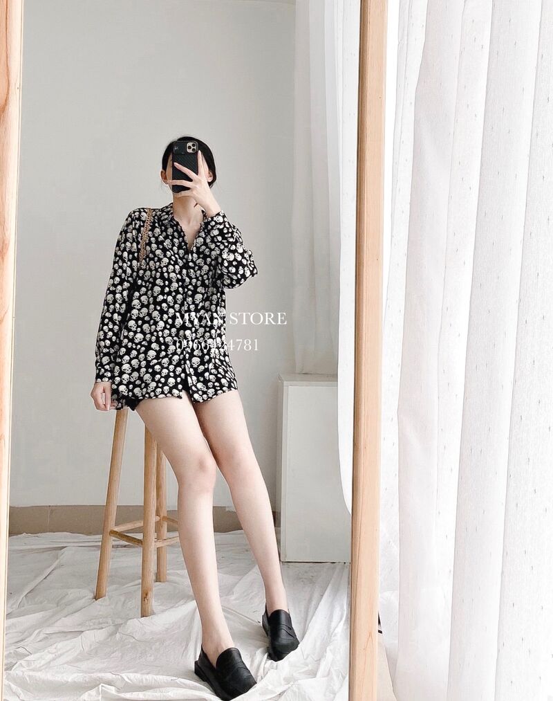Áo sơ mi cổ đức hoạ tiết