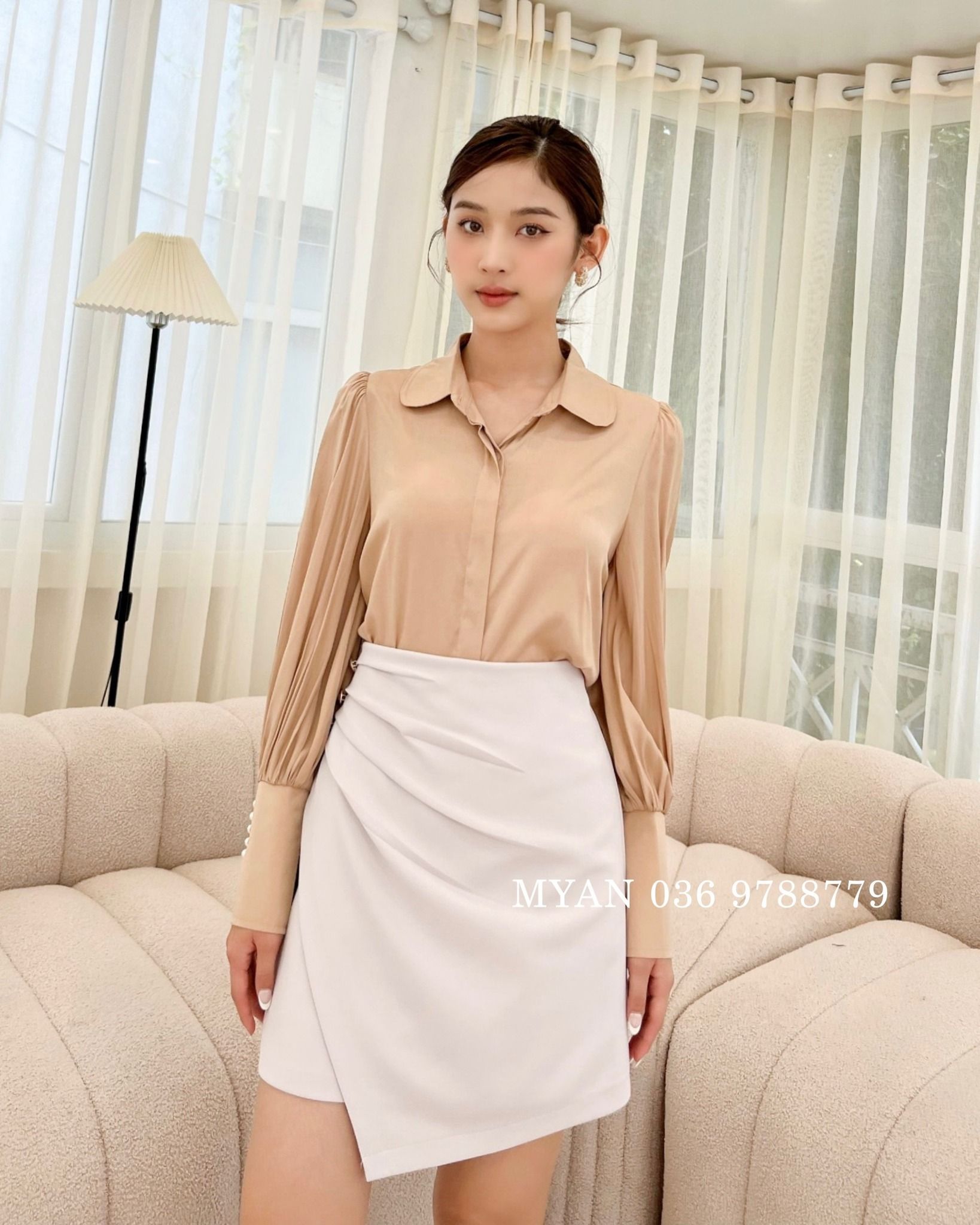 Chân váy xếp ly 3 khuy đồng lót quần
