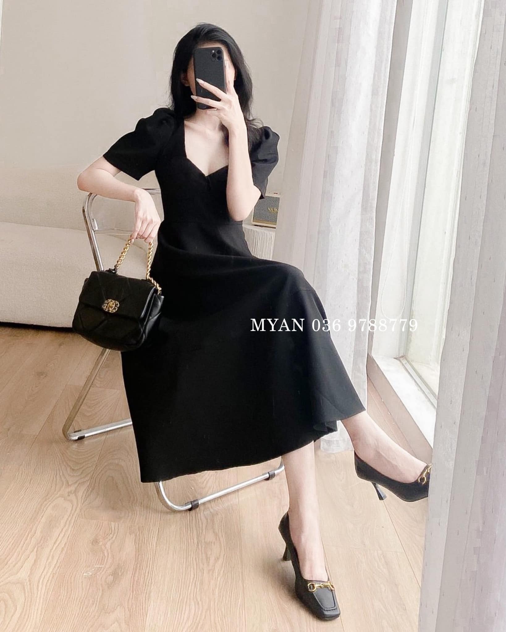 Váy A đệm ngực tay xếp ly