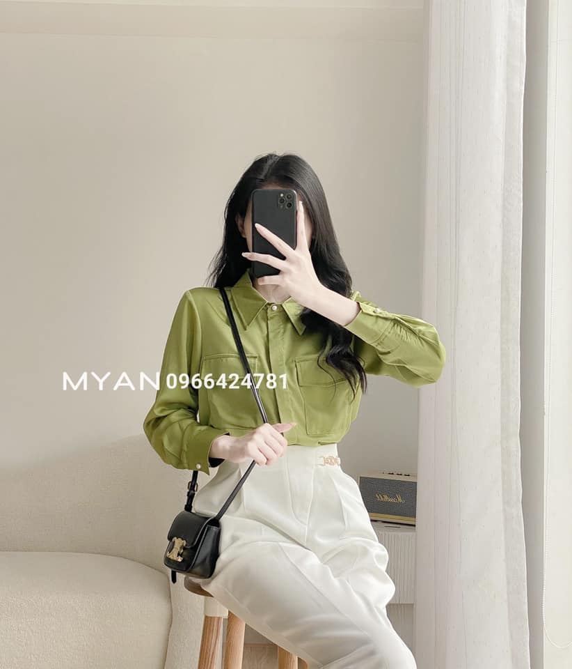 Sơ mi cổ nhọn ngọc trai 2 túi trước