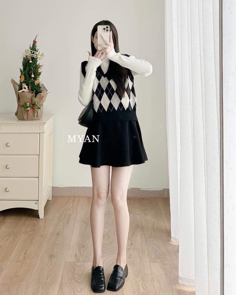 Chân váy xoè dáng ngắn