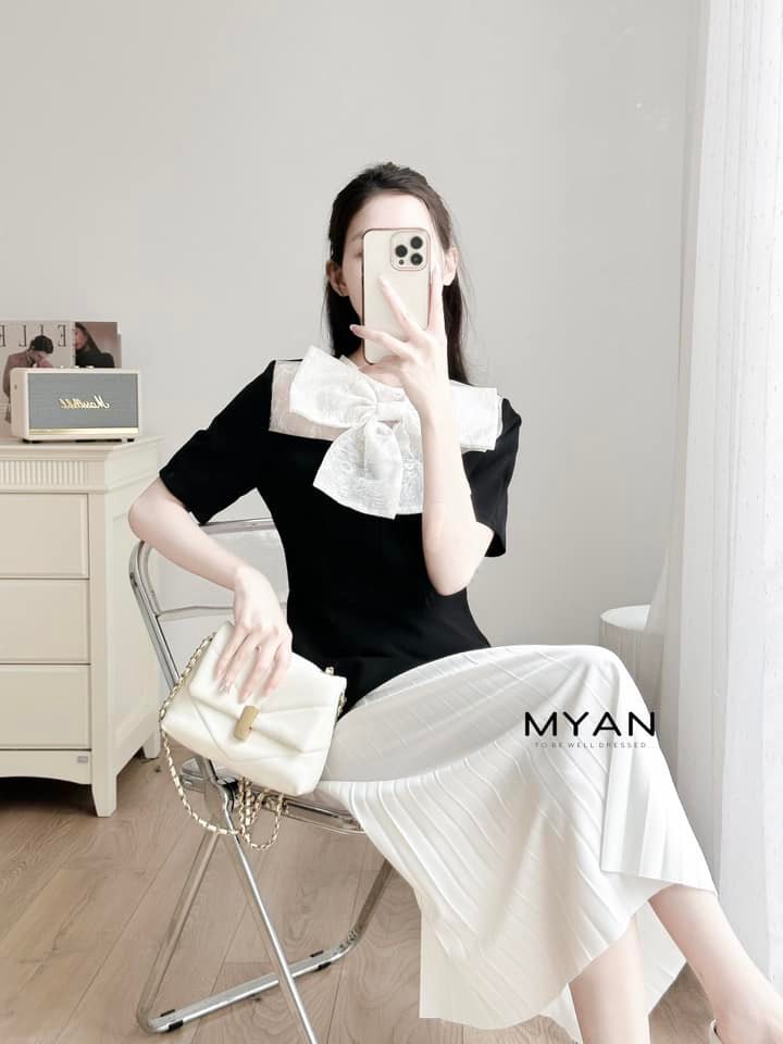 Áo peplum phối ren nơ trước ngực