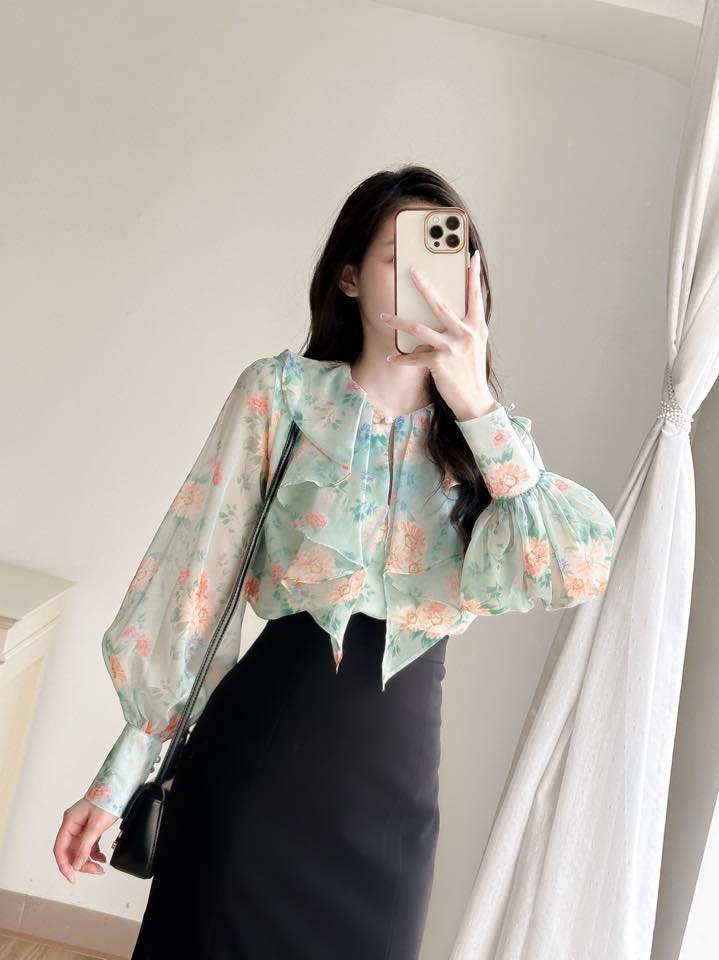 Áo hoa cổ bèo tay bồng