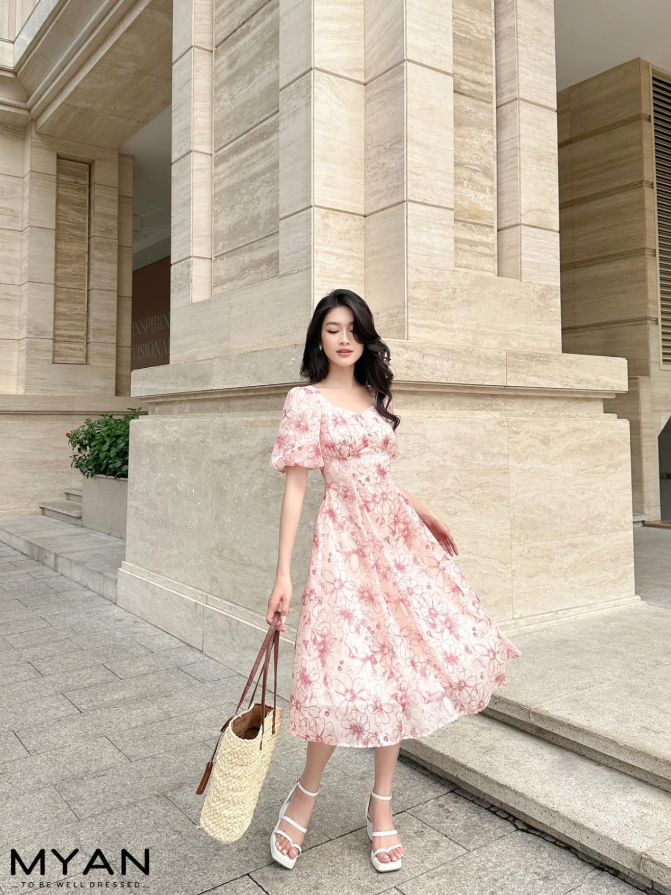 Váy voan hoa cổ vuông tay bồng
