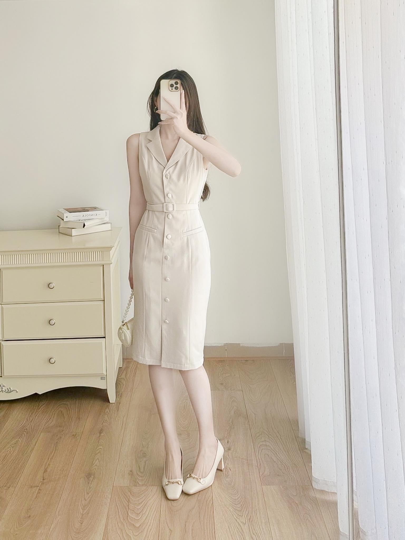 Váy cổ vest sát nách đai eo