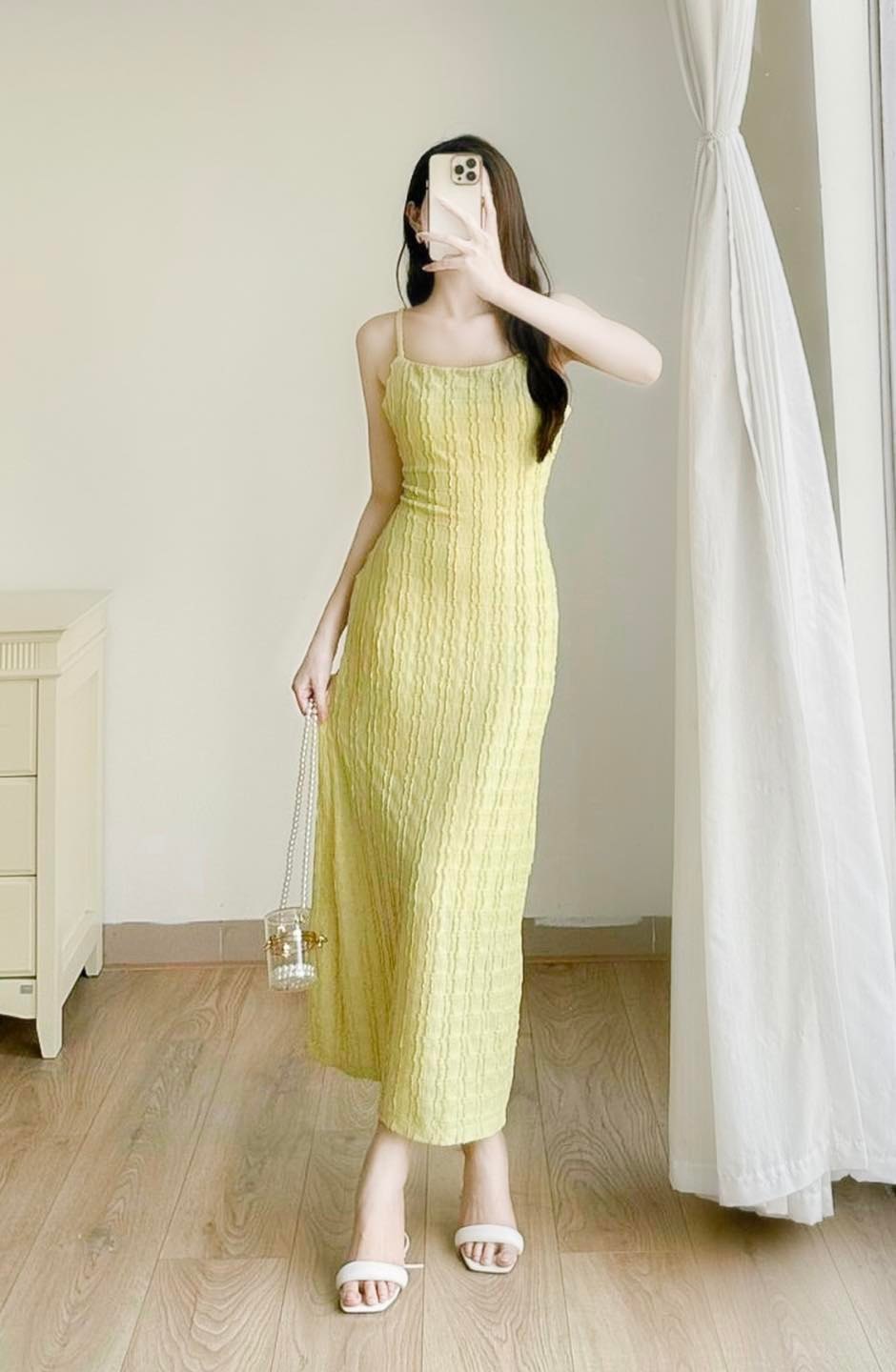Váy 2 dây body vân nổi