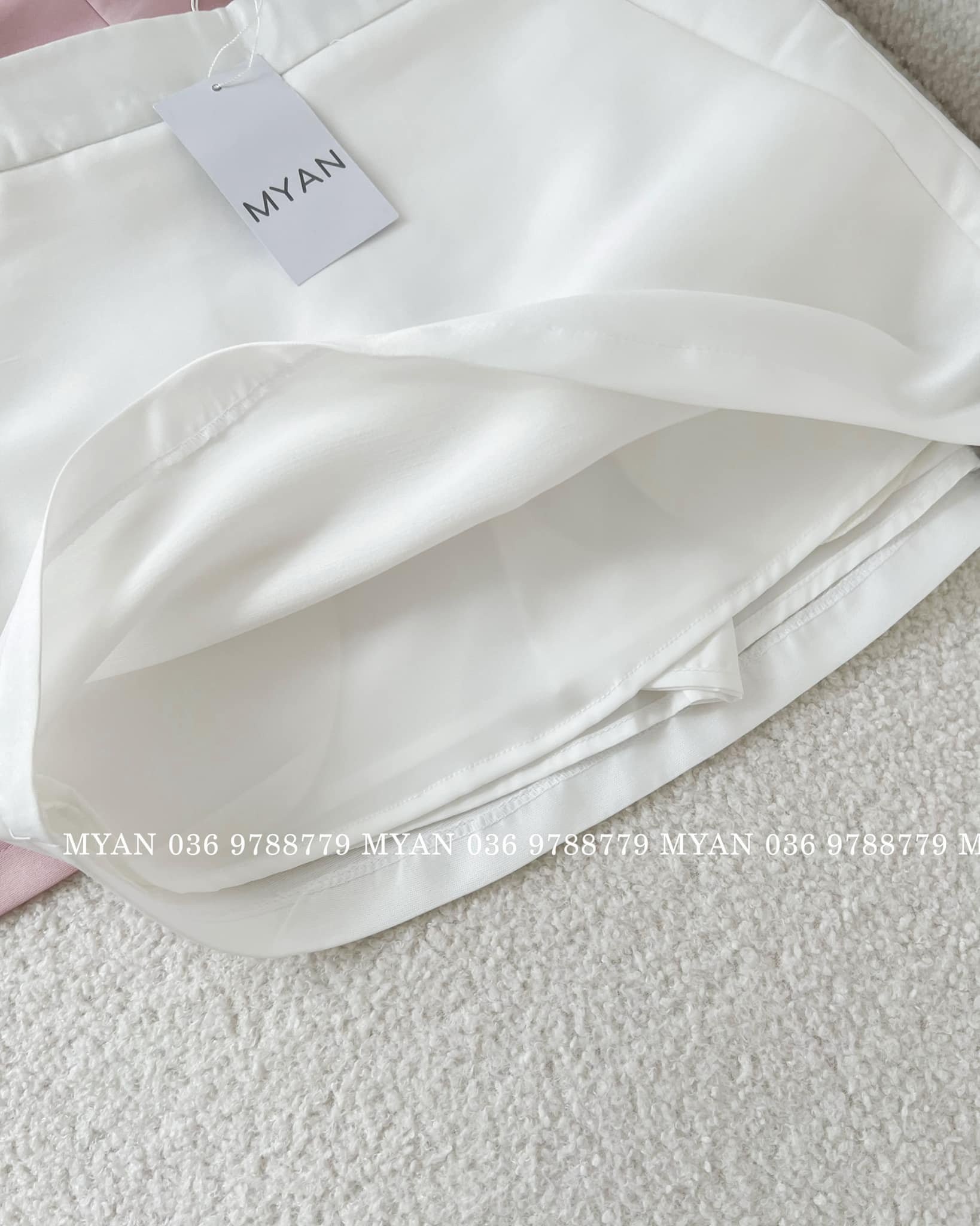 Chân váy chữ A tafta lót quần