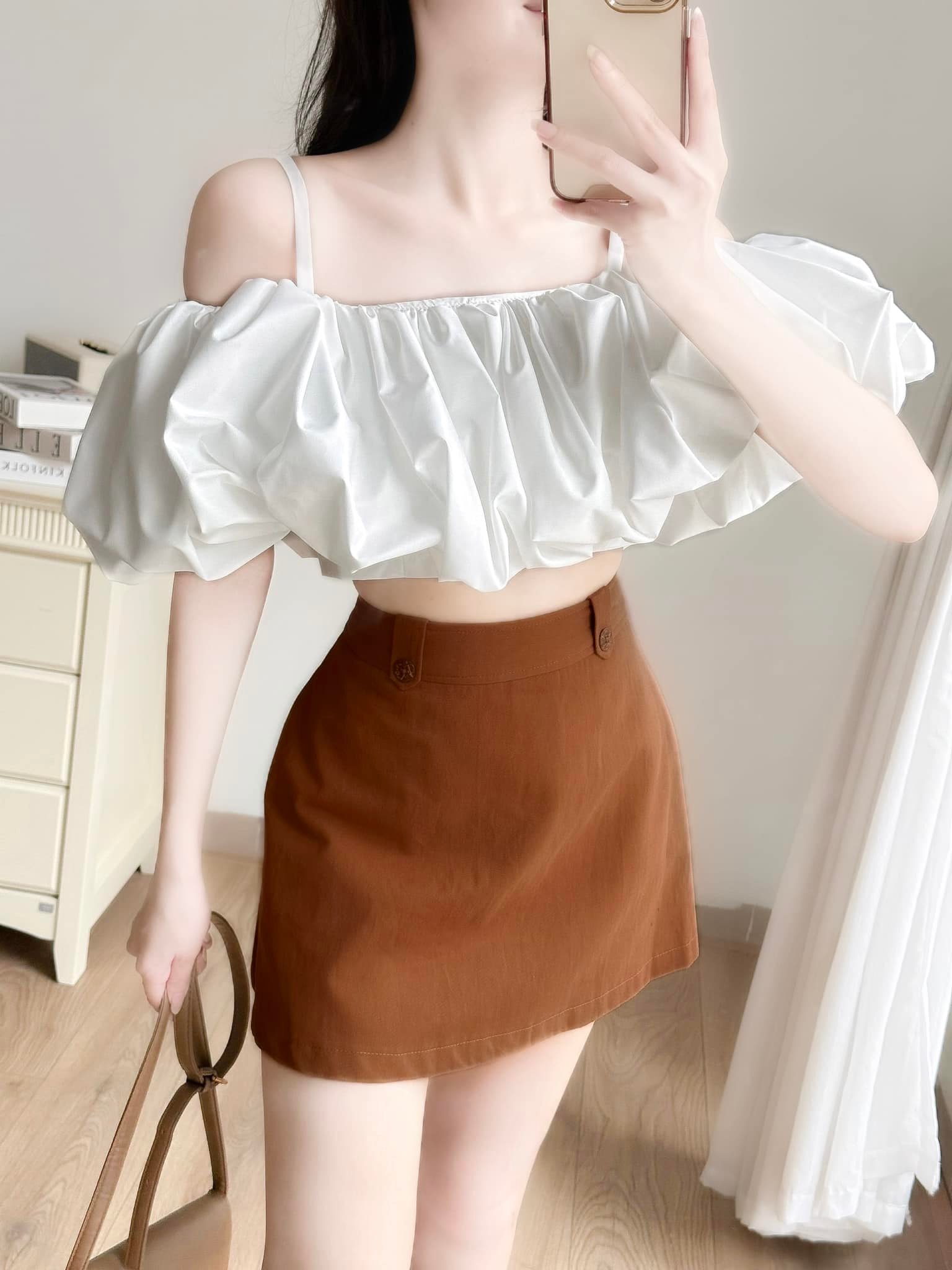 Áo thô croptop 2 dây