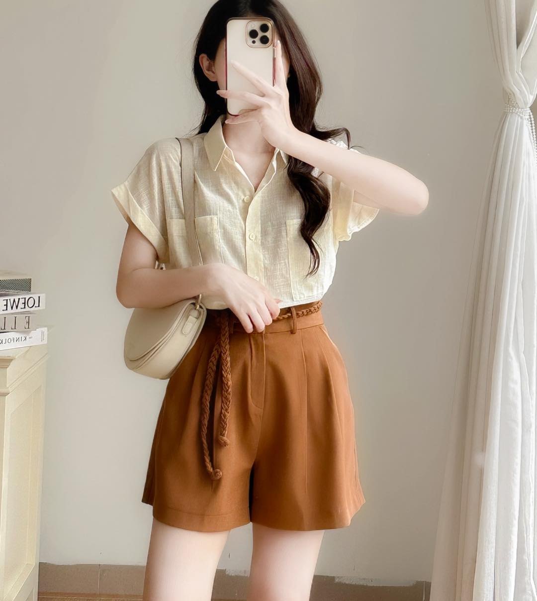 Quần sooc kaki kèm đai tết