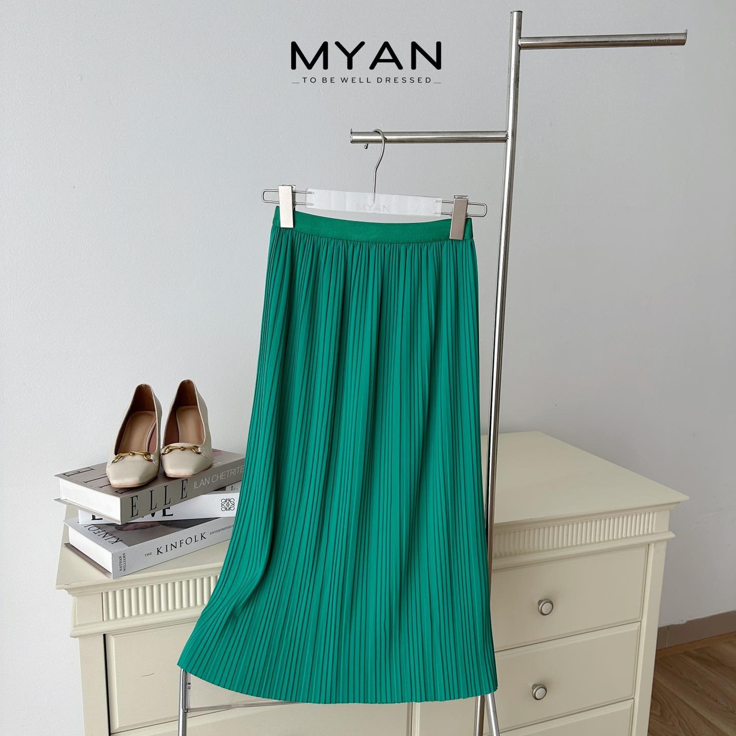 Chân váy suông dập ly nhỏ dáng dài( 007)