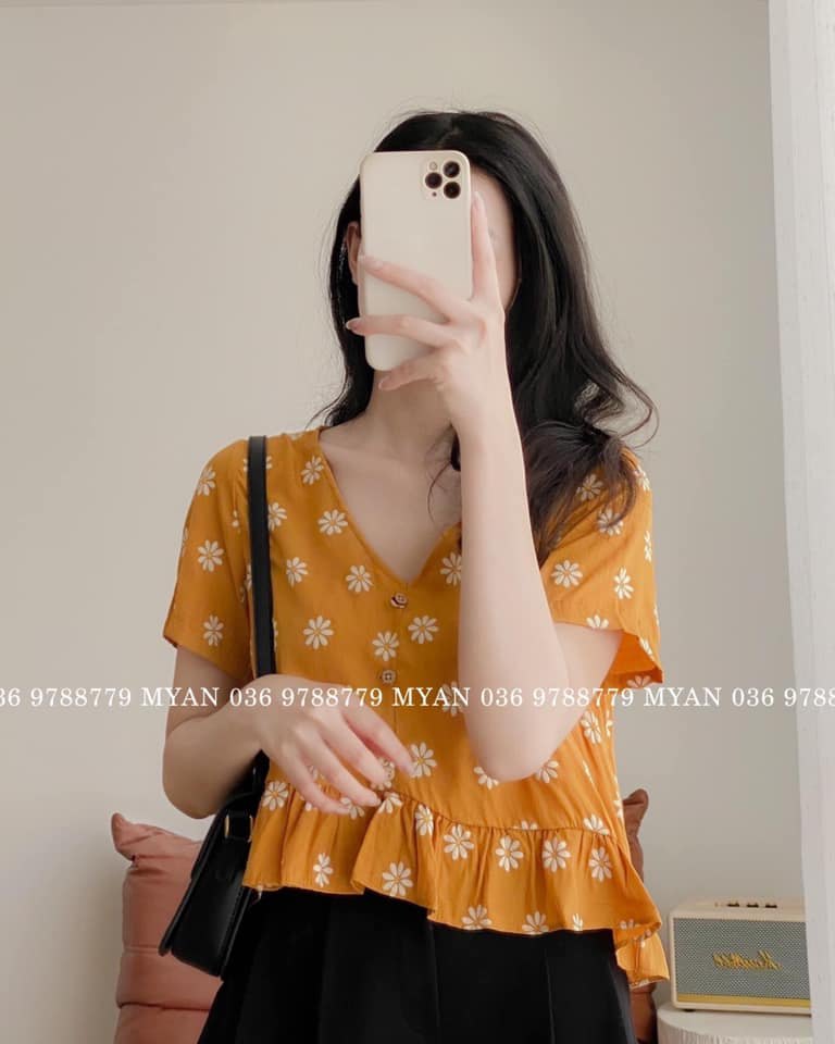 Áo hoa cổ tim bèo gấu