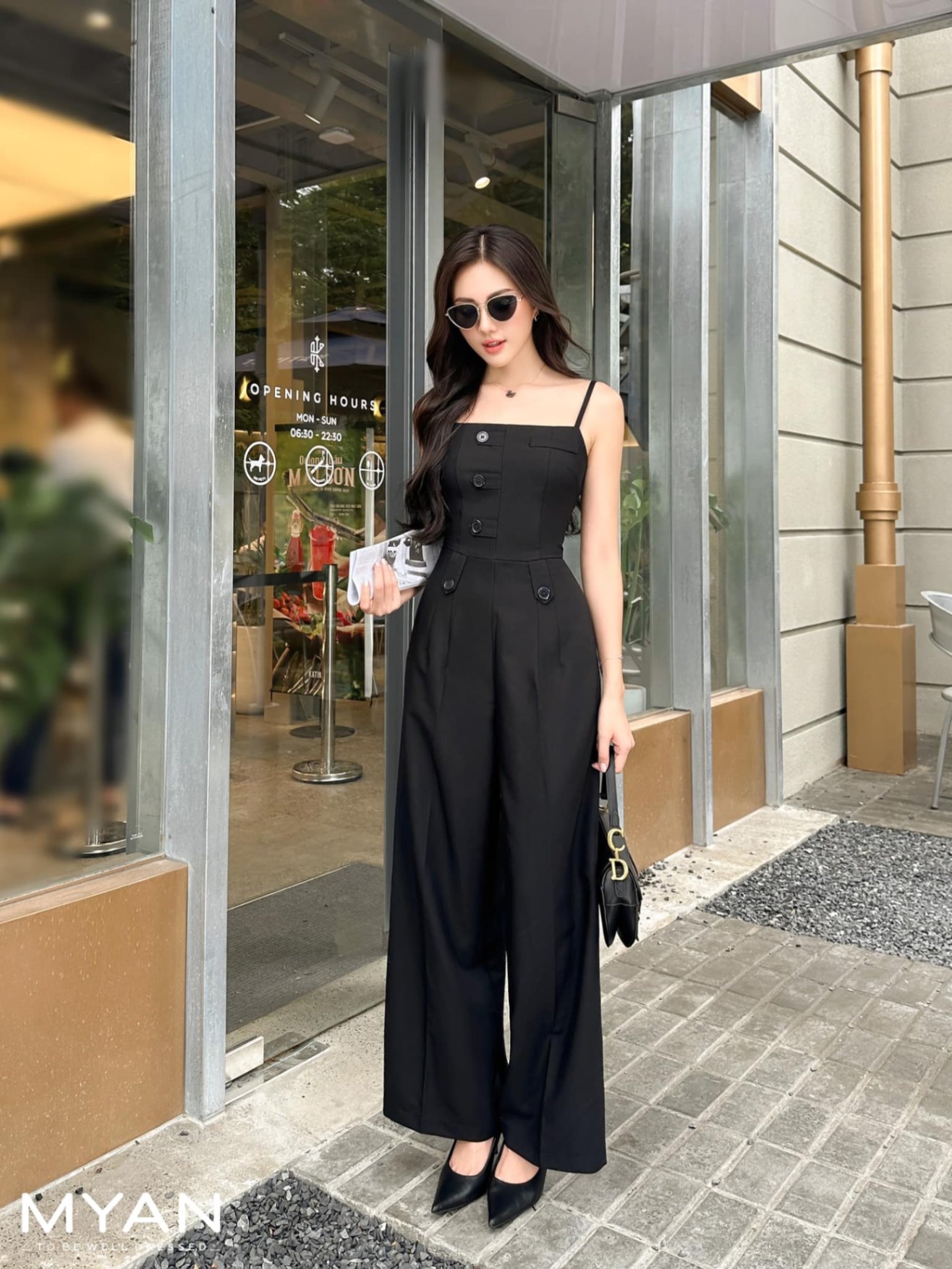 Jumsuit 2 dây hàng cúc lệch