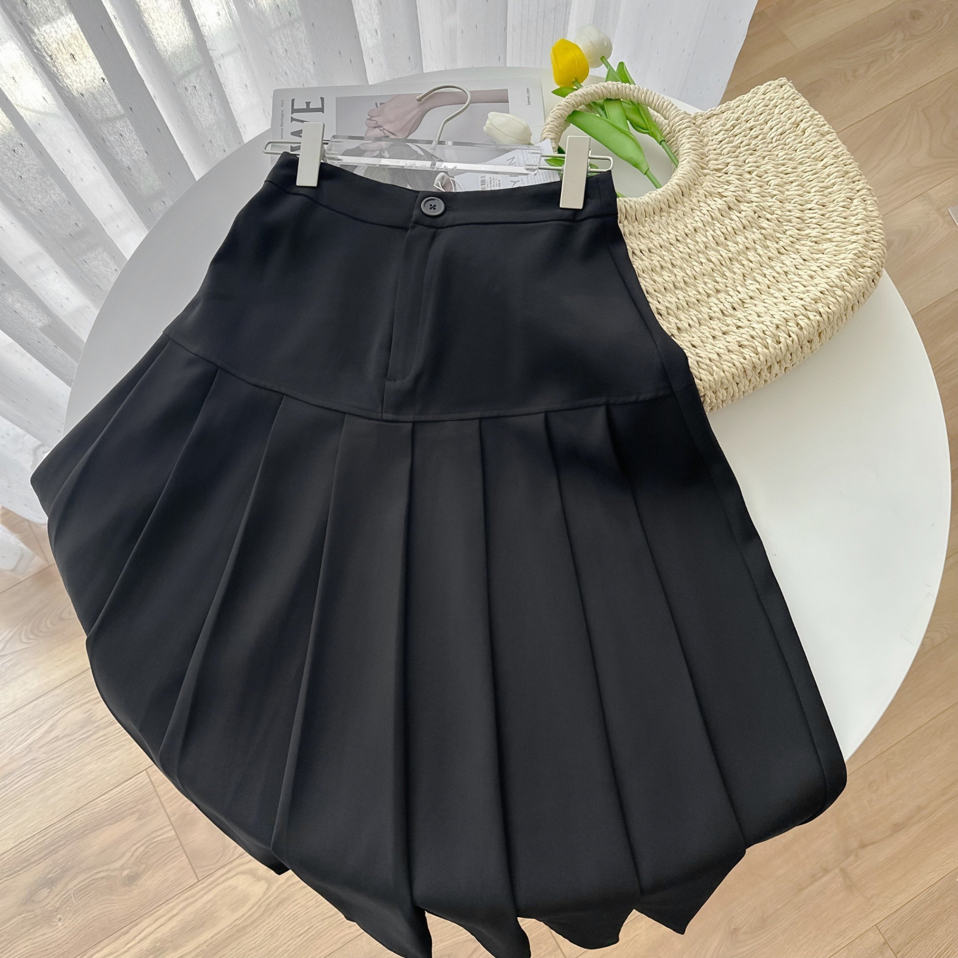 Chân váy dáng dài xếp ly