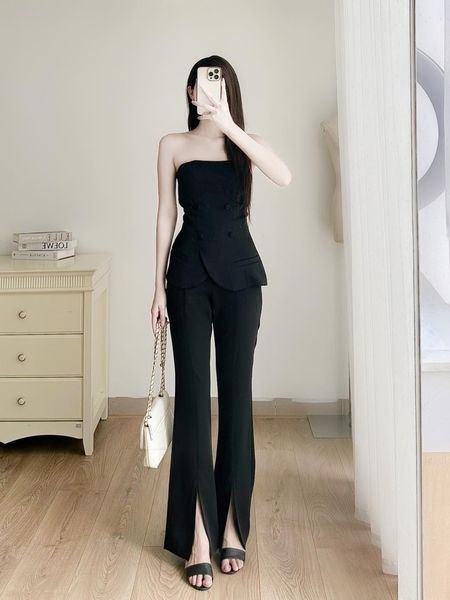 Áo cup ngực 4 khuy( Giảm 55.000 khi mua thêm quần mã Qvn052306)