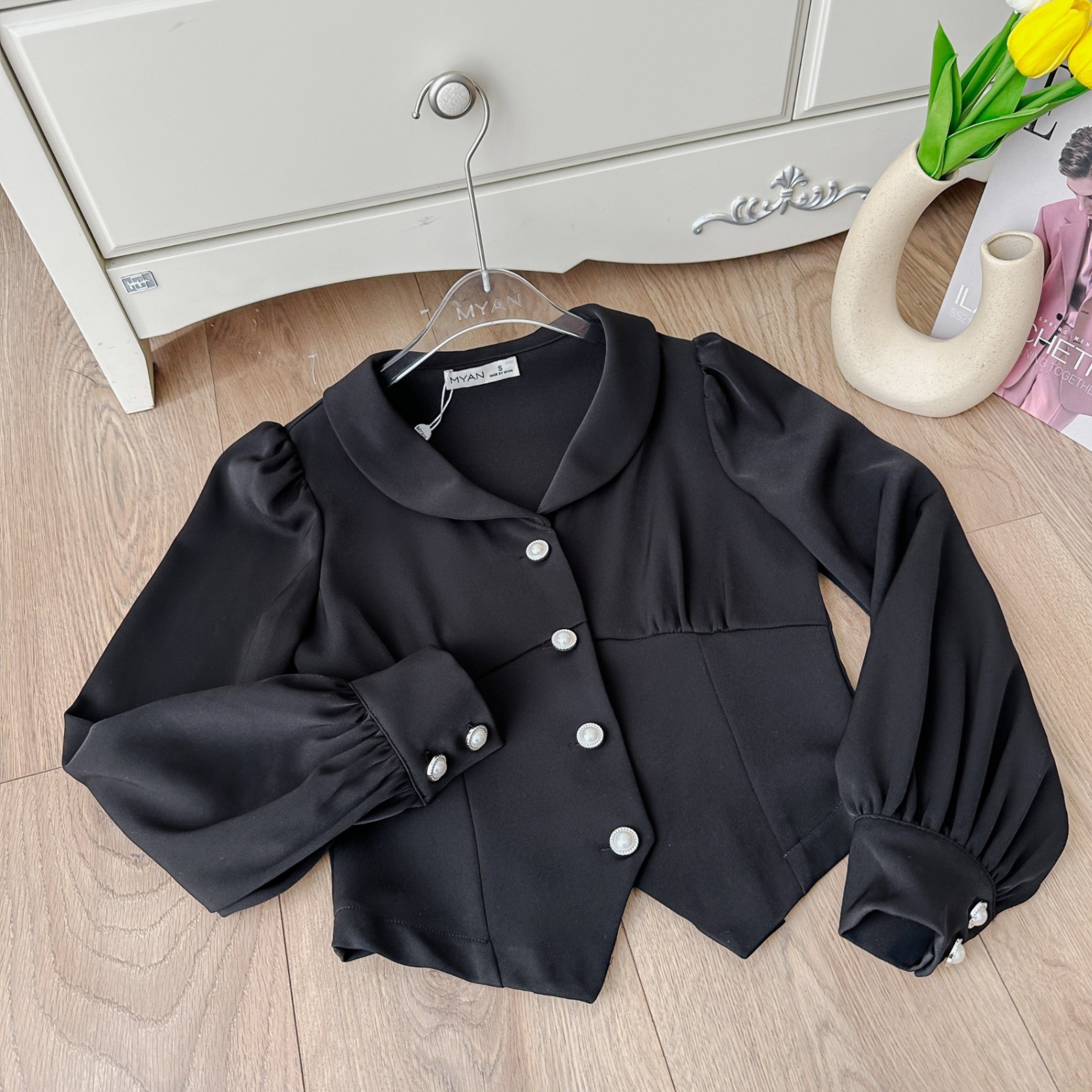 Áo sơ mi cổ vest