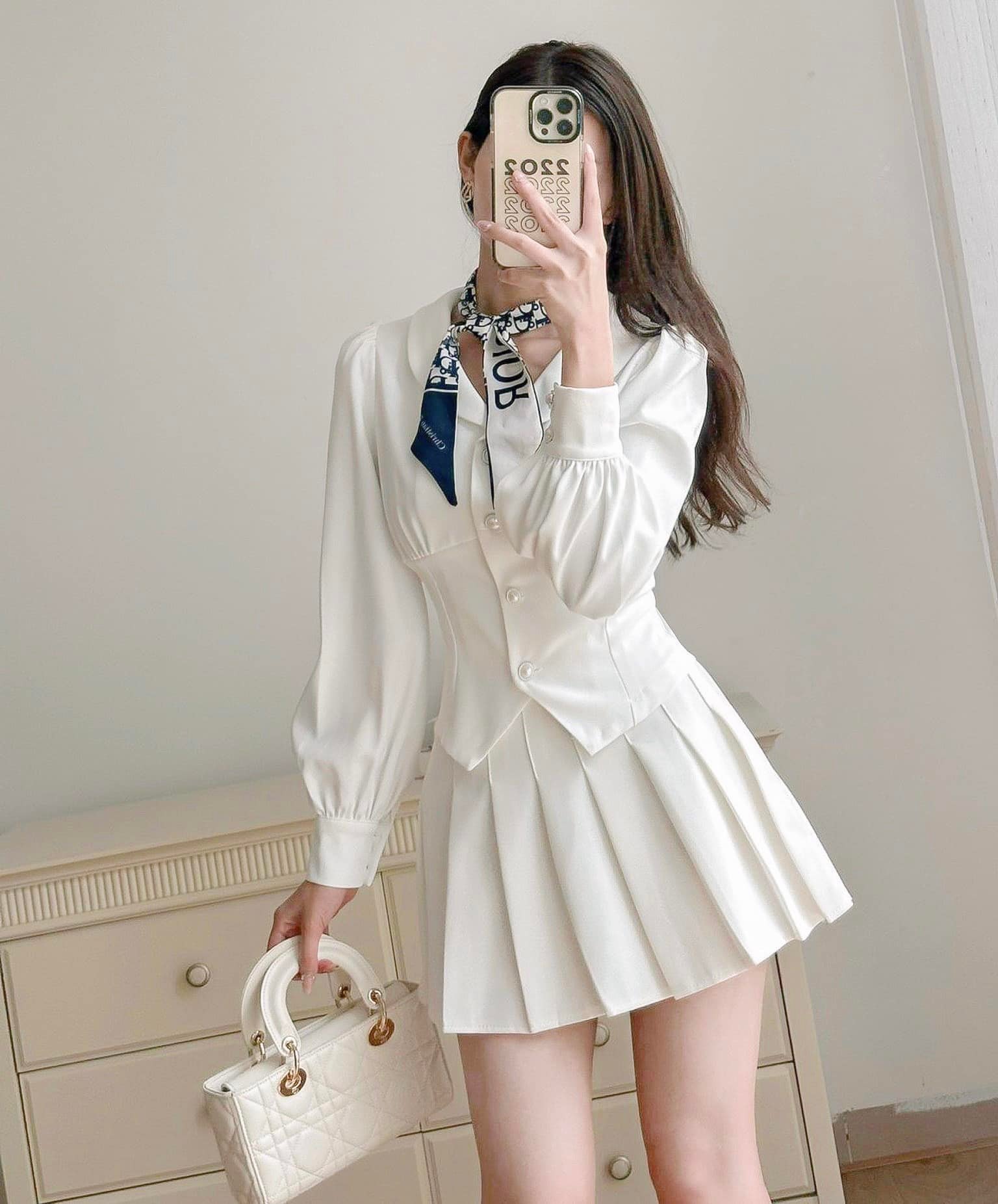 Áo sơ mi cổ vest
