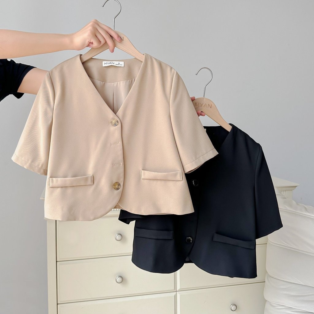 Áo khoác dáng ngắn cộc tay