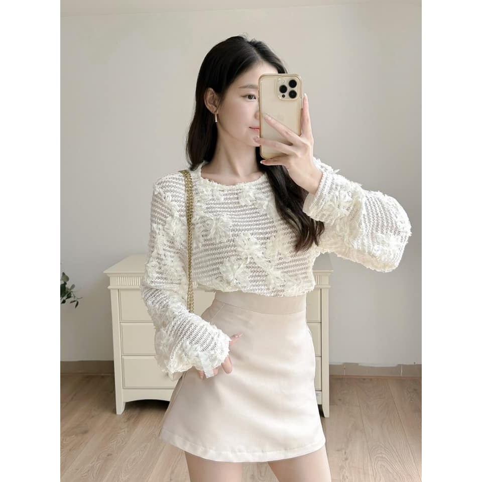 Áo lưới thêu hoa dáng rộng