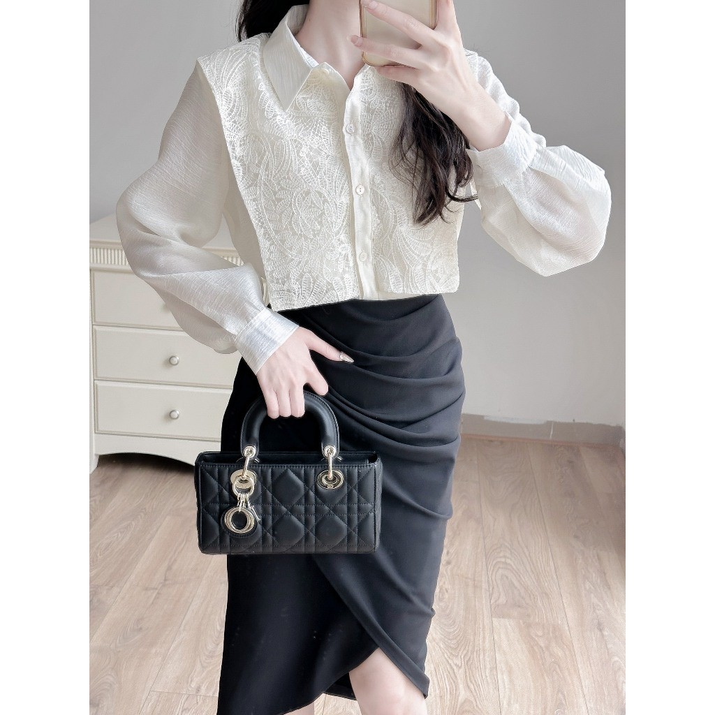 Áo sơ mi tơ phối ren cổ yếm