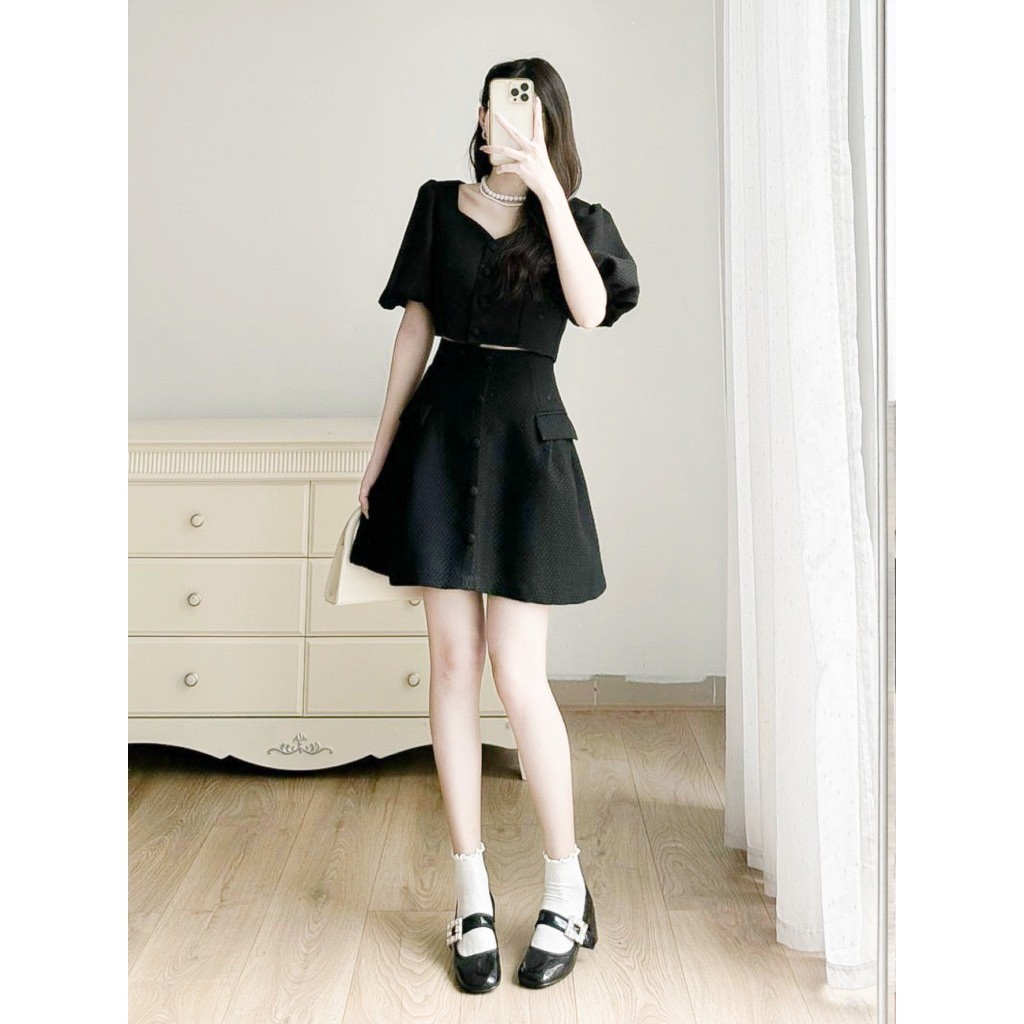 Chân váy dạ 2 nắp túi xòe