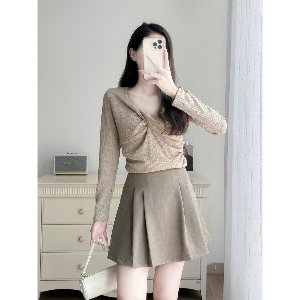 Chân váy xếp ly dáng ngắn (1235)