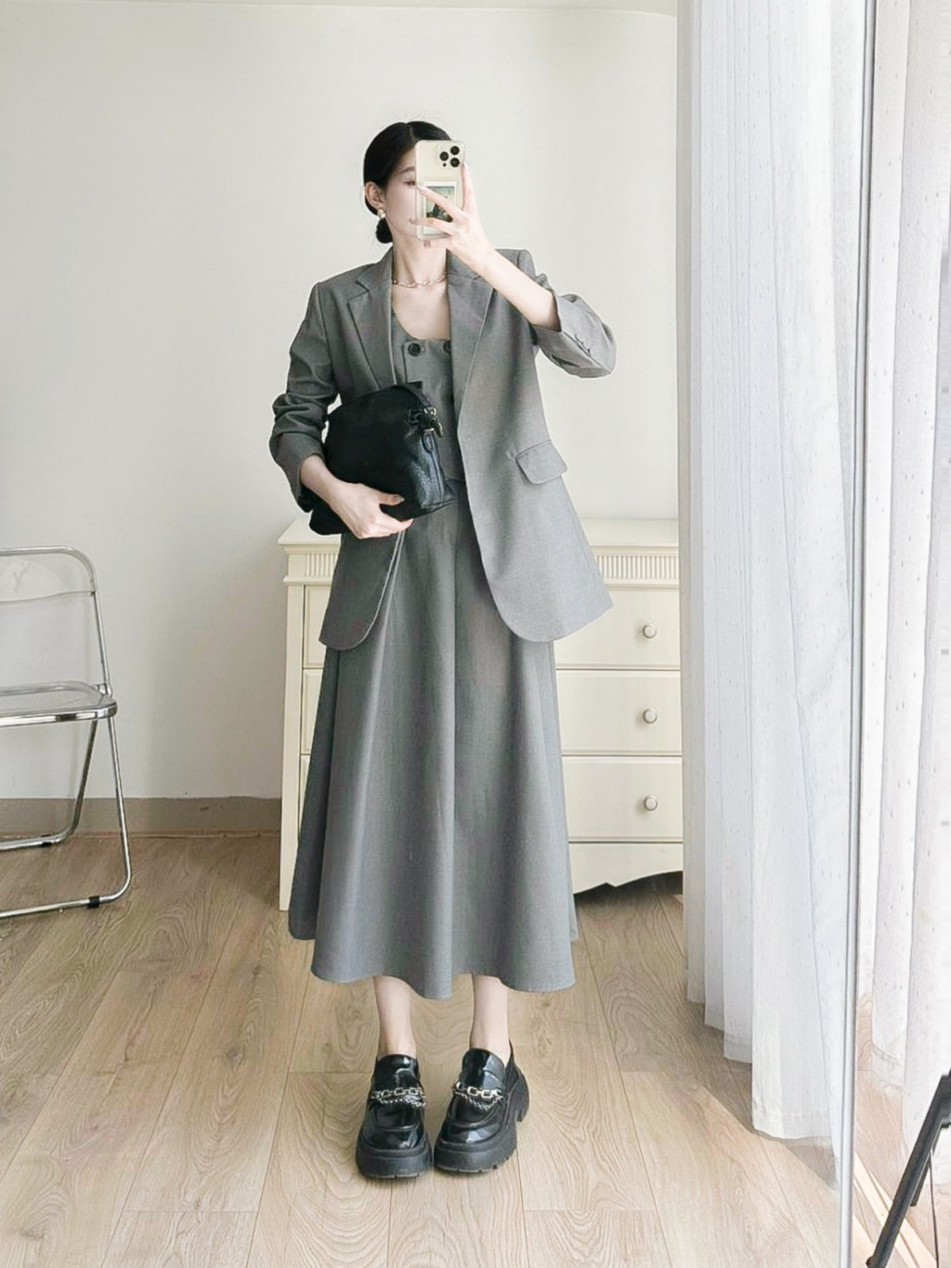 Áo khoác vest 2 túi cúc bọc mặt dẹt