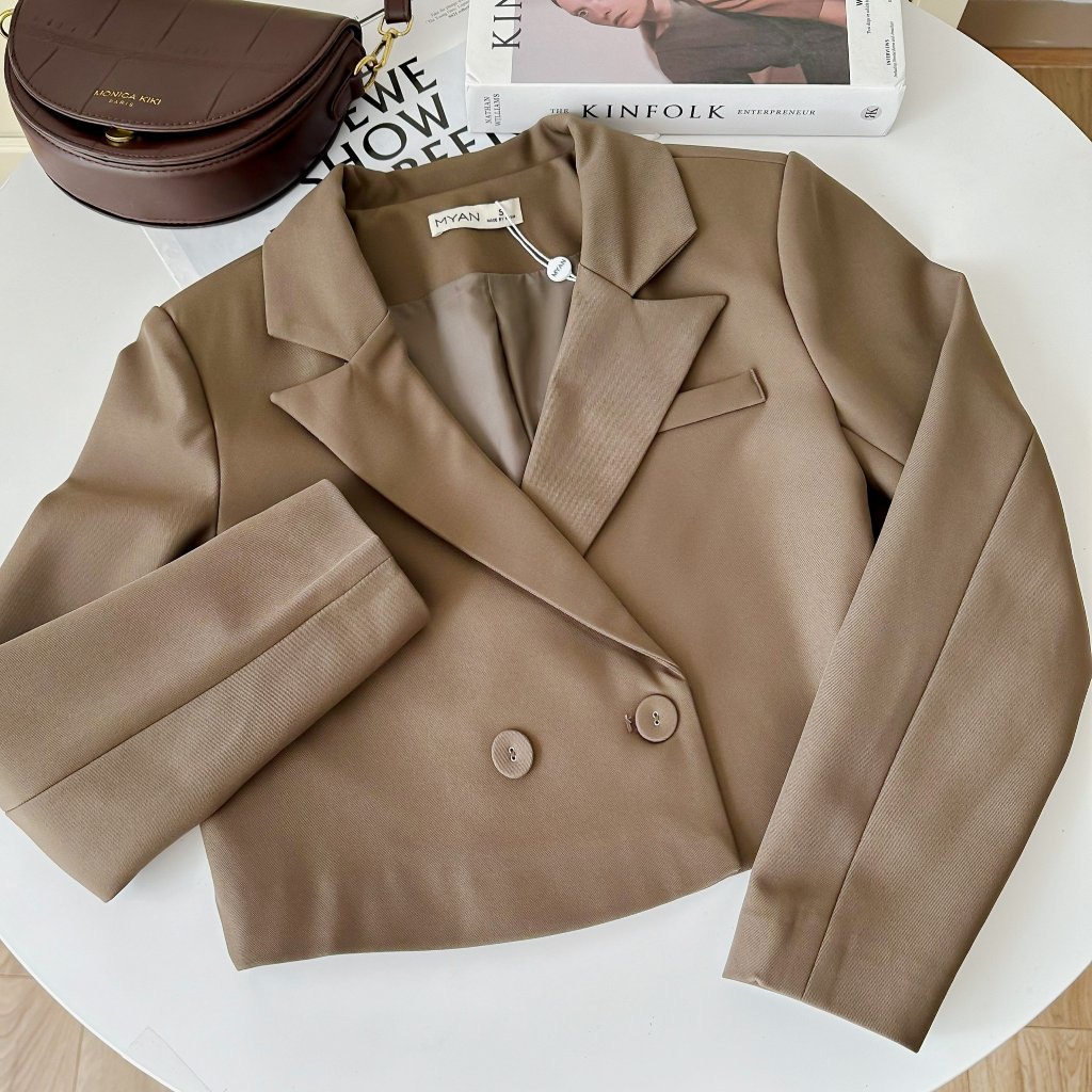Áo khoác blazer tay dài dáng ngắn