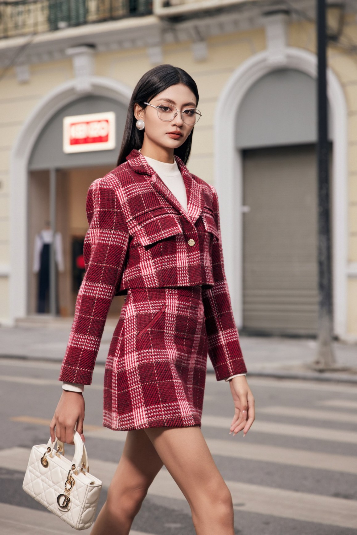 Chân váy dạ dáng A kẻ