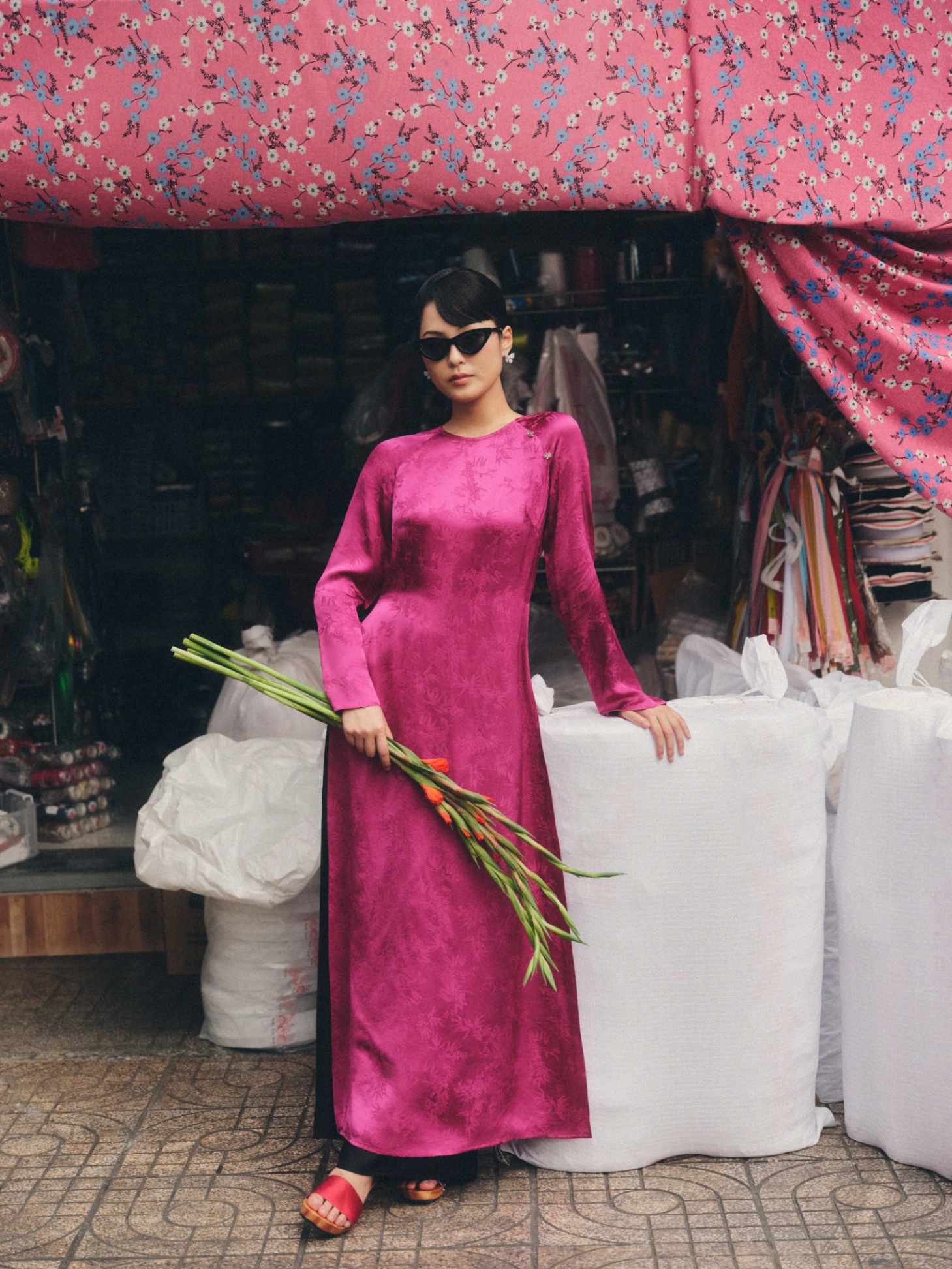 Áo dài lụa gấm Lục Uyển, Vân Uyển, Cẩm Uyển