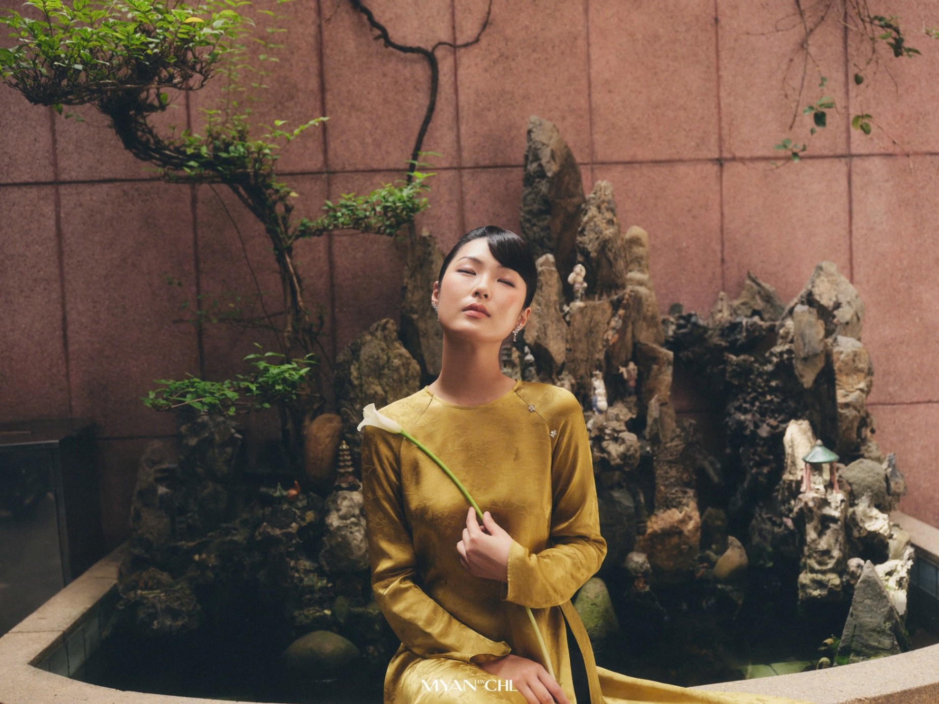 Áo dài lụa gấm Lục Uyển, Vân Uyển, Cẩm Uyển