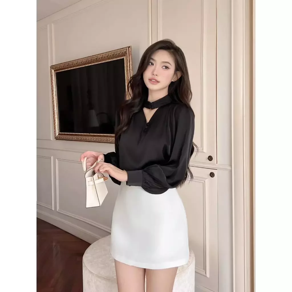 Áo lụa dài tay chi tiết xếp ly
